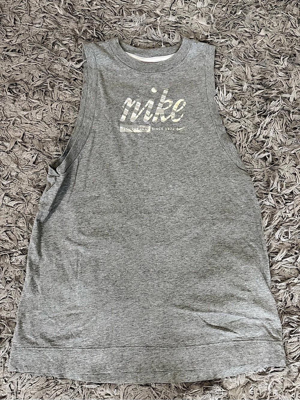 Nike Gray Muscle Tee Like New